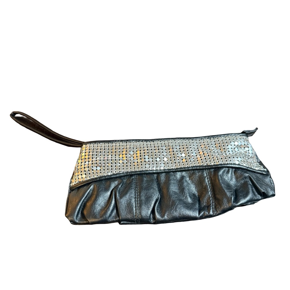Gianni Black Faux Leather Wristlet Clutch Silver Chainmail Mesh Evening Bag